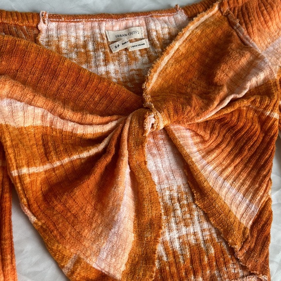 Urban Outfitters Orange White Stripe Ribbed Cuff Sleeve Twist Front Crop Top - Picture 2 of 7